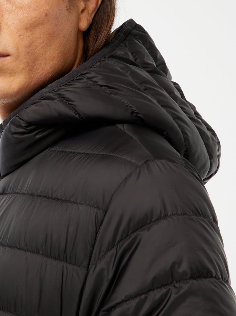 Piumino leggero con cappuccio nero - Kiabi