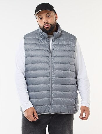 Piumino leggero smanicato con collo alto