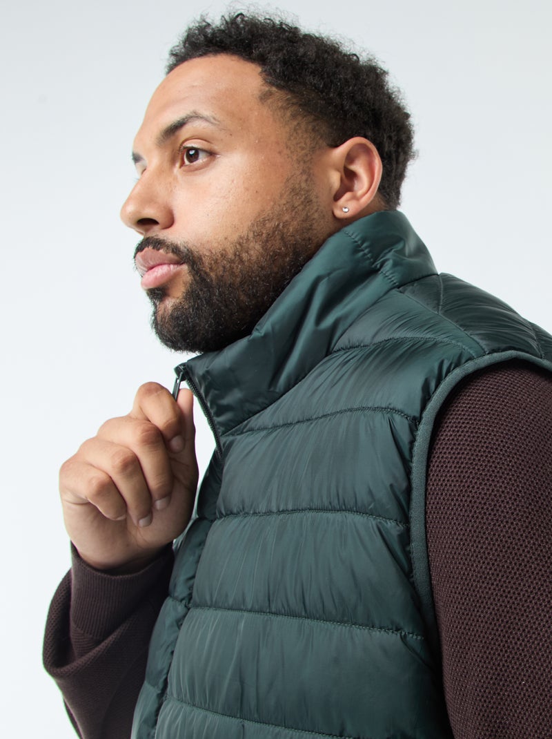 Piumino leggero smanicato con collo alto Verde - Kiabi