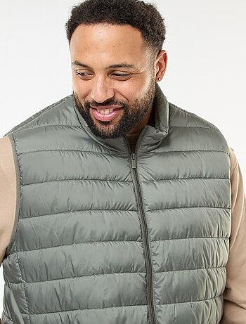 Piumino leggero smanicato con collo alto