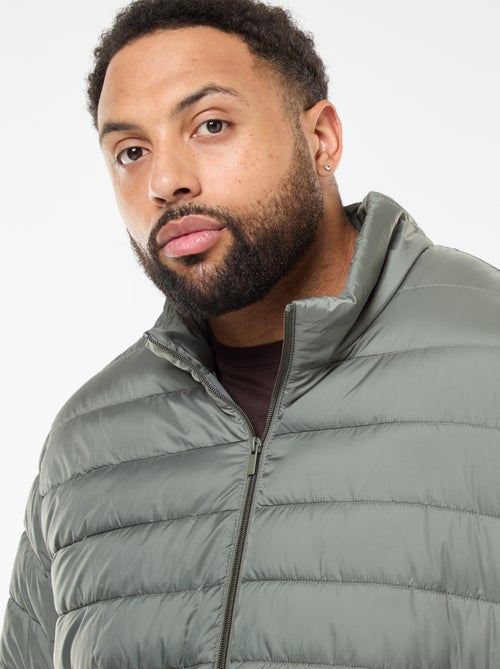 Piumino leggero tinta unita a maniche lunghe e collo alto - Kiabi