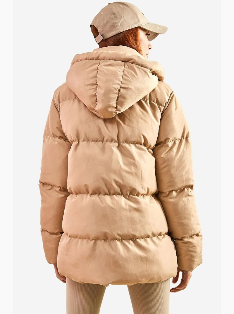 Piumino lungo con cappuccio con coulisse lucci Cammello - Kiabi