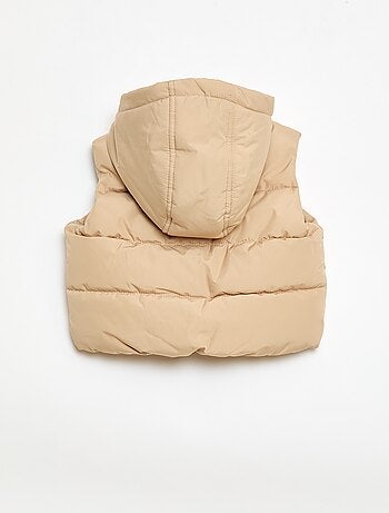 Piumino smanicato con cappuccio trapuntato