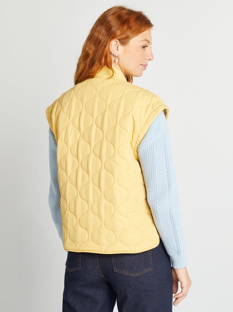 Piumino trapuntato con maniche staccabili giallo - Kiabi