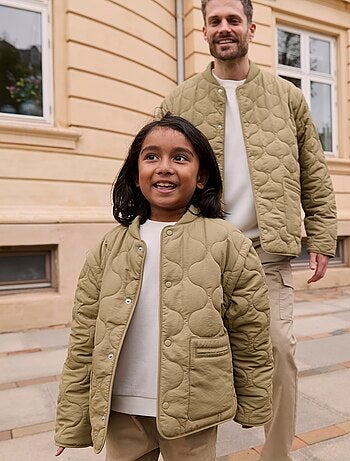 Piumino trapuntato con maniche staccabili