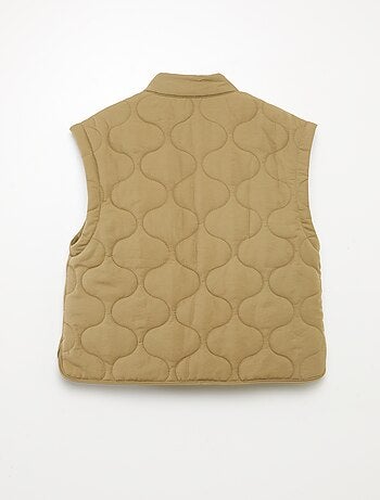 Piumino trapuntato con maniche staccabili