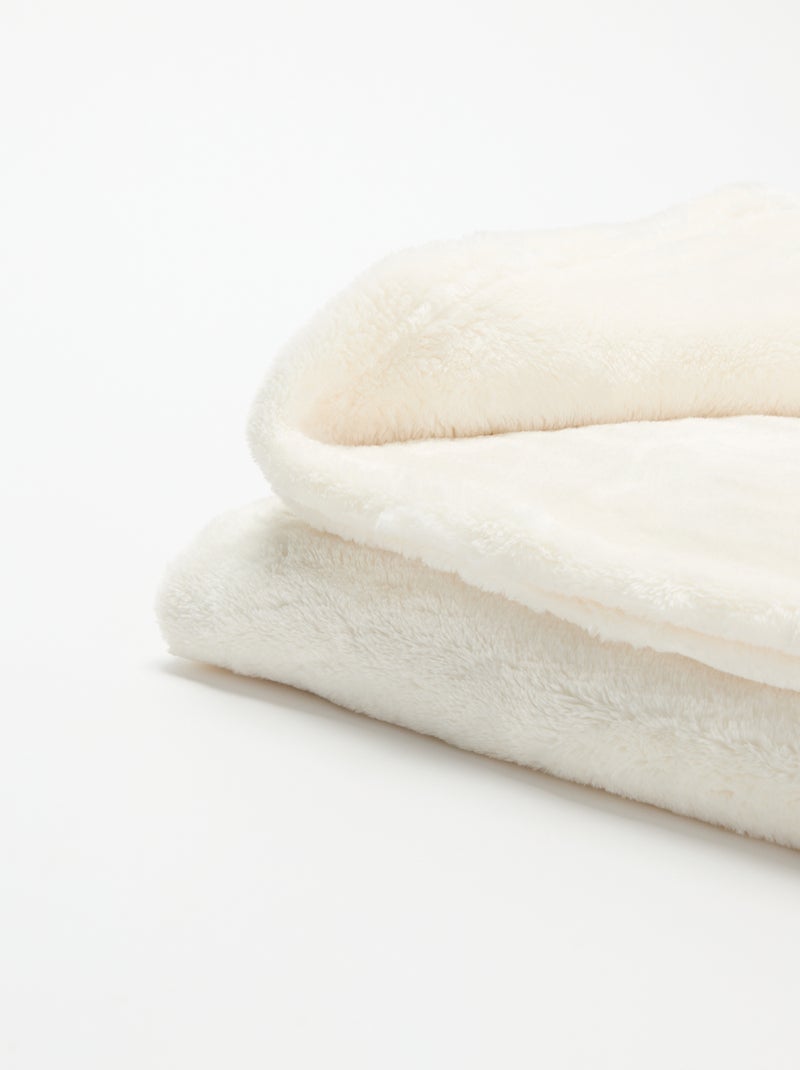 Plaid in pile Beige - Kiabi