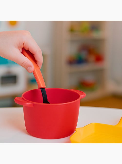 Play set da cucina per bambini da 13 pezzi con pentole, padella, scolapasta e utensili - Kiabi Play set da cucina per bambini da 13 pezzi con pentole, padella, scolapasta e utensili - Kiabi