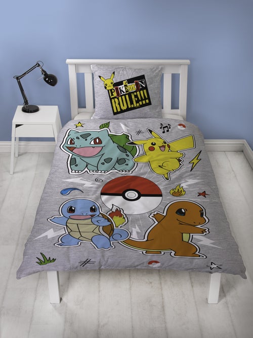 Pokémon, Completo Letto Bambino Reversibile, Pikachu Evolution, Copripiumino 140x200 cm 63x63 - Kiabi Pokémon, Completo Letto Bambino Reversibile, Pikachu Evolution, Copripiumino 140x200 cm 63x63 - Kiabi