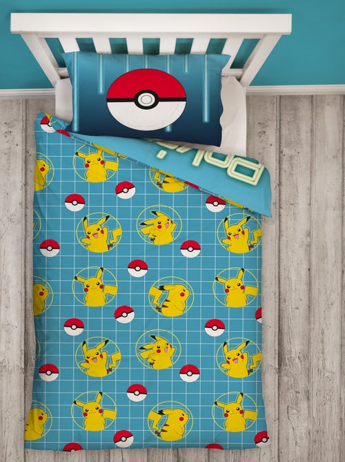 Pokémon, Completo Letto Bambino Stampato Reversibile, PIKACHU LASER, Copripiumino 140x200 cm - Kiabi Pokémon, Completo Letto Bambino Stampato Reversibile, PIKACHU LASER, Copripiumino 140x200 cm - Kiabi