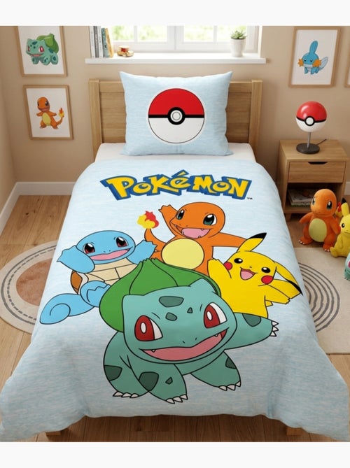 Pokémon, Parure Letto Bambino Stampata Reversibile, Pikachu Starter Team, Copripiumino 140x200 cm - Kiabi Pokémon, Parure Letto Bambino Stampata Reversibile, Pikachu Starter Team, Copripiumino 140x200 cm - Kiabi