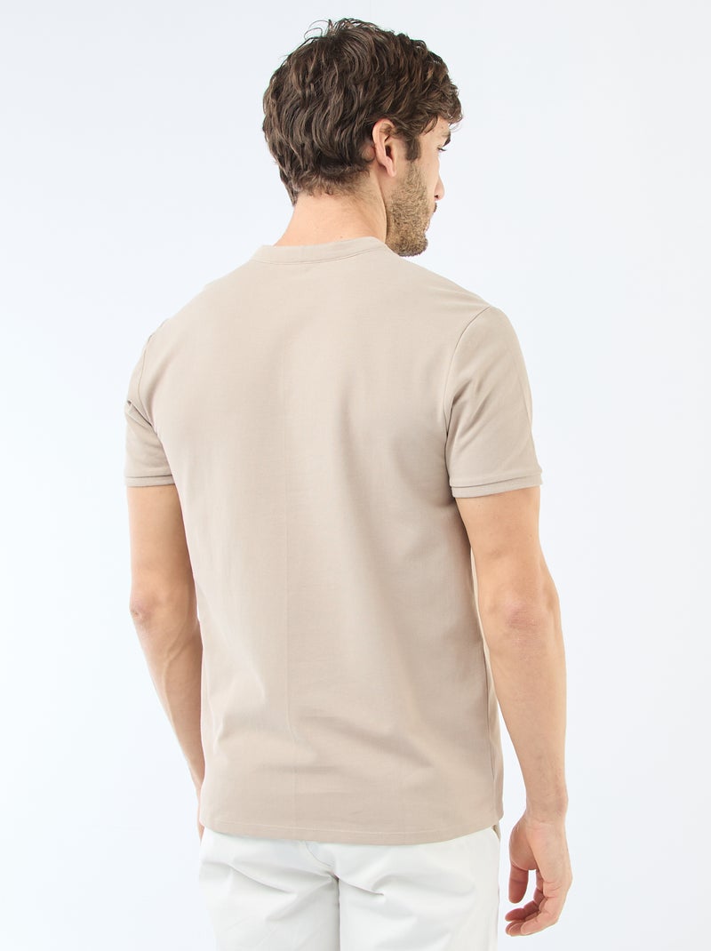 Polo con collo alla coreana Beige - Kiabi