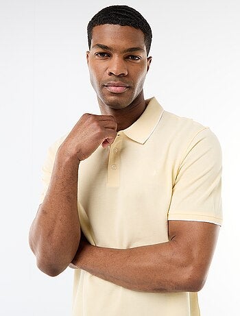 Polo con ricamo sul petto