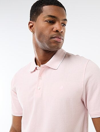 Polo con ricamo sul petto