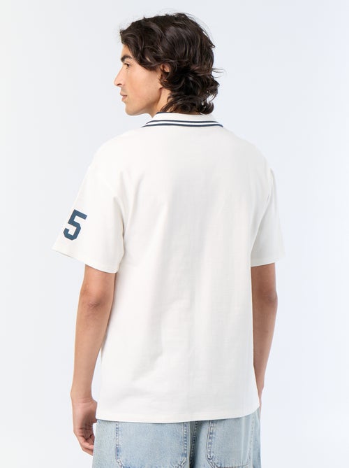 Polo con scritte ricamate a maniche corte - Kiabi