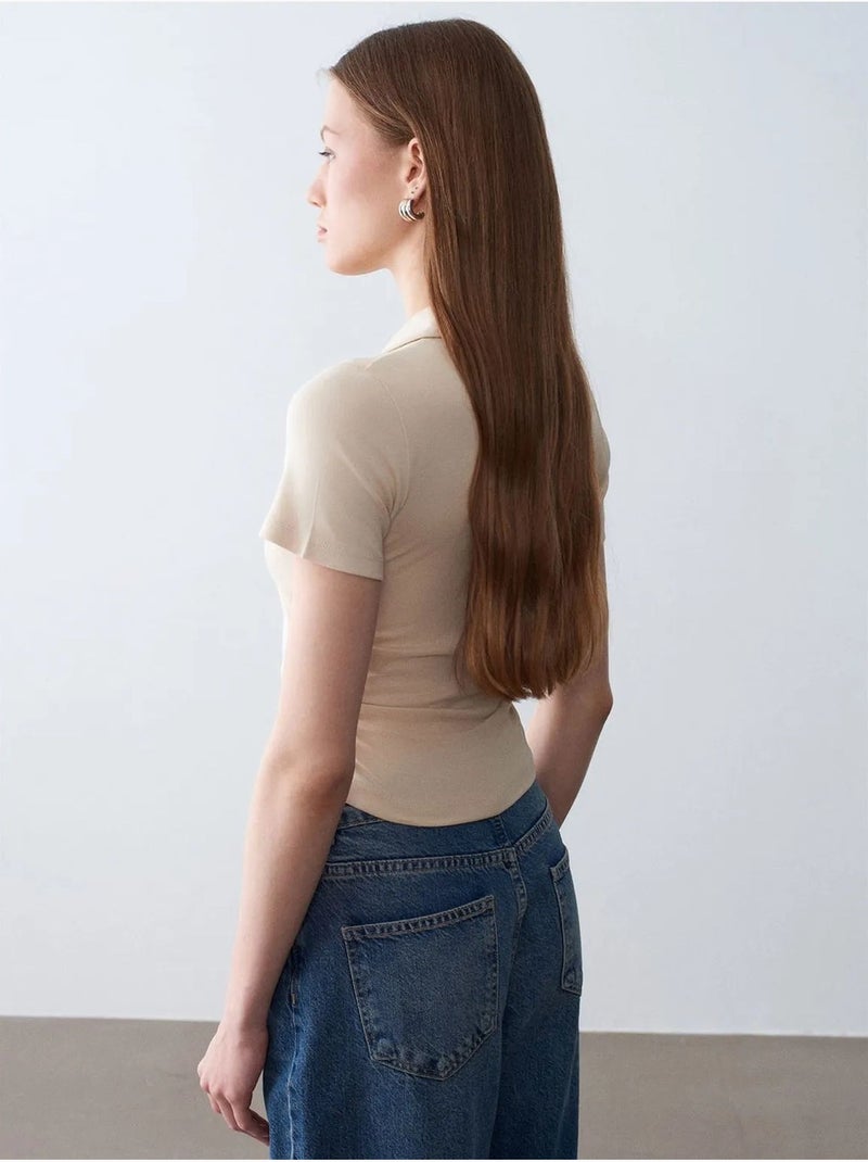 Polo t-shirt cropped da donna slim fit dilvin Beige argilla - Kiabi