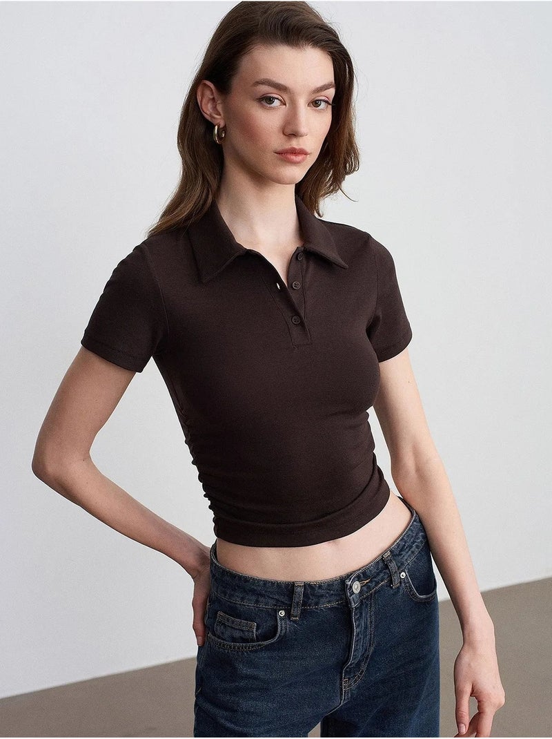 Polo t-shirt cropped da donna slim fit dilvin Marrone cioccolato - Kiabi