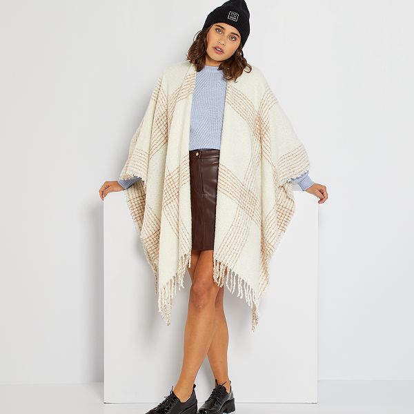 poncho con frange