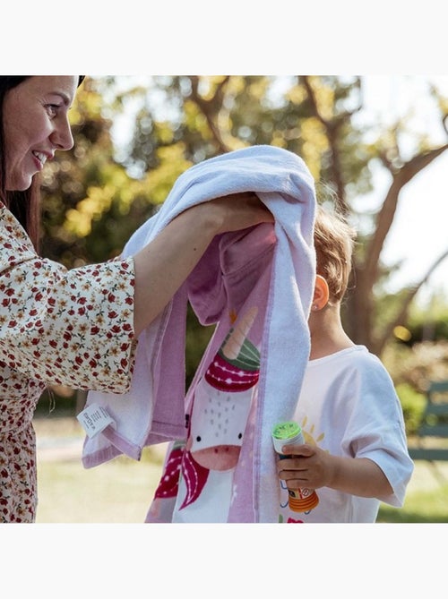 Poncho da bagno con cappuccio per bambino in cotone | sassi junior - Kiabi Poncho da bagno con cappuccio per bambino in cotone | sassi junior - Kiabi