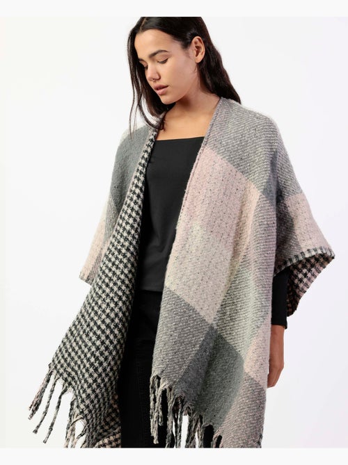 Poncho in maglia aperta bifacciale a strati alla moda da donna ADMAS - Kiabi Poncho in maglia aperta bifacciale a strati alla moda da donna ADMAS - Kiabi