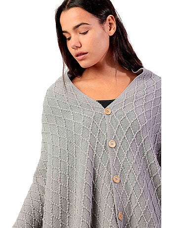 Poncho in maglia aperta da donna ADMAS con bottoni ed eleganza lavorata a maglia