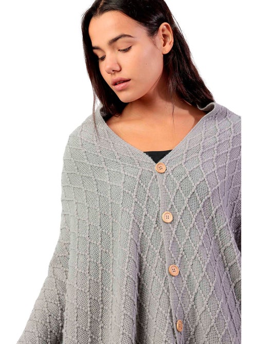 Poncho in maglia aperta da donna ADMAS con bottoni ed eleganza lavorata a maglia - Kiabi