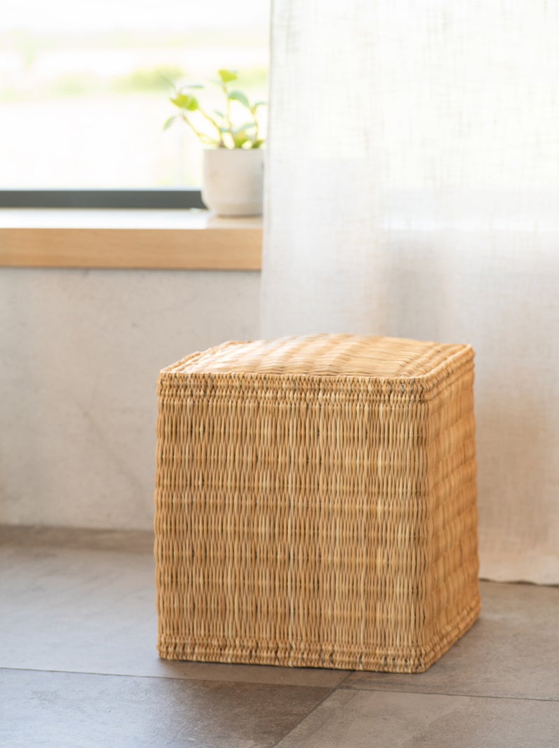 Pouf di paglia intrecciato a mano Beige conchiglia - Kiabi