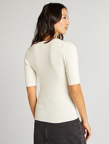 Pullover a coste con maniche corte