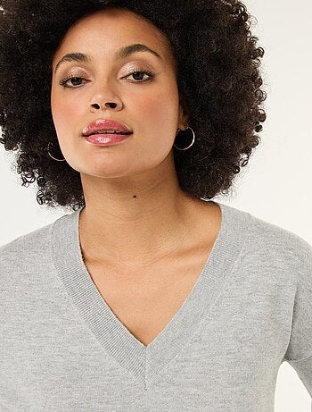 Maglione in maglia fine scollo a V