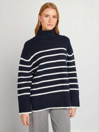 Pullover in maglia righe con collo alto