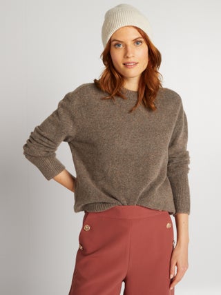 Pullover lungo con scollo tondo