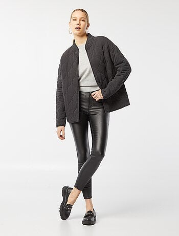 Pullover scollo tondo con maniche corte