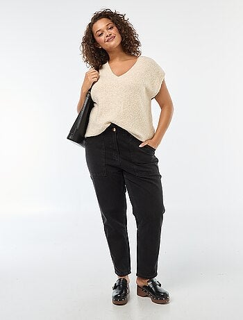 Maglia smanicata in filato sottile