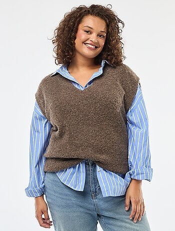 Maglia smanicata in filato sottile
