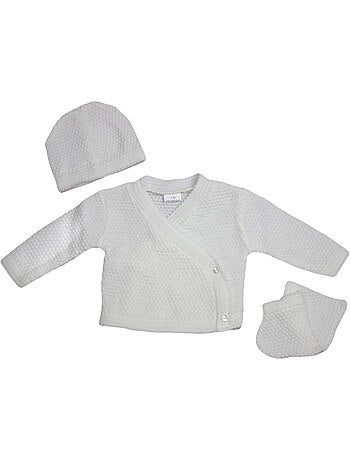 Questo set di cardigan, berretto e scarpine in maglia di Les Chatounets