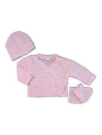 Questo set di cardigan, berretto e scarpine in maglia di Les Chatounets