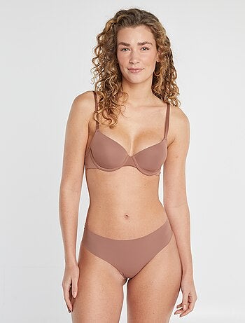 Reggiseno a balconcino invisibile