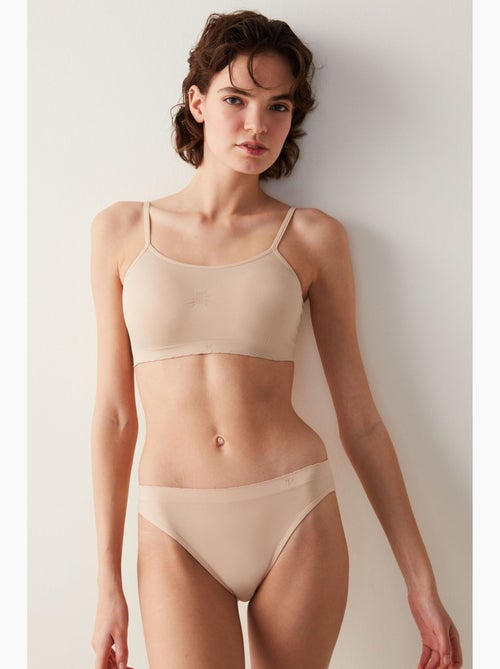 Reggiseno basic imbottito senza cuciture senza ferretto penti - Kiabi Reggiseno basic imbottito senza cuciture senza ferretto penti - Kiabi
