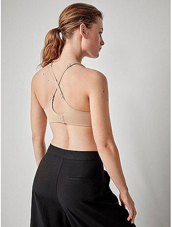 Reggiseno capienza con ferretto e senza imbottitura.