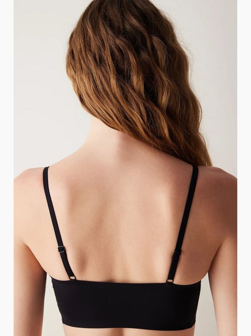 Reggiseno invisibile senza cuciture senza ferretto senza segni penti - Kiabi Reggiseno invisibile senza cuciture senza ferretto senza segni penti - Kiabi