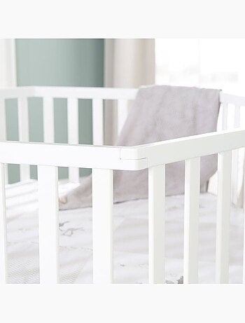 ROBA Box bébé esagonale in legno "Fox & Bunny" + tappeto e ruote con freno – bianco
