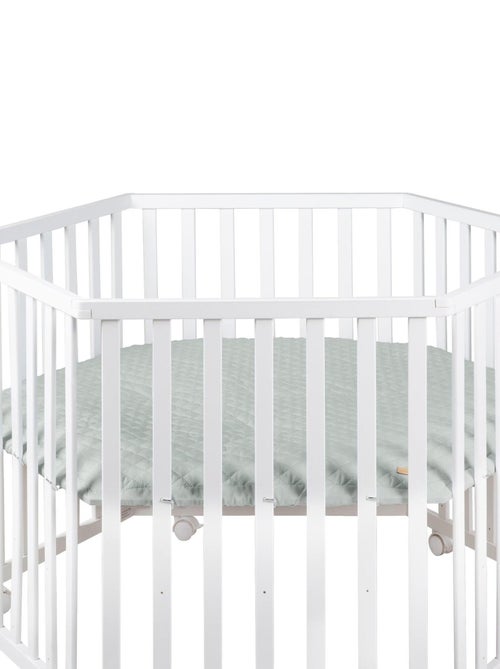 ROBA Box bébé esagonale ROBA Style + tappeto verde ghiaccio – legno bianco - Kiabi ROBA Box bébé esagonale ROBA Style + tappeto verde ghiaccio – legno bianco - Kiabi