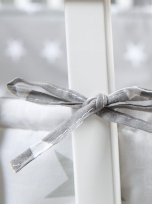 ROBA Box bébé in legno 100×100 "Little Stars" + tappeto e ruote con freno – bianco - Kiabi