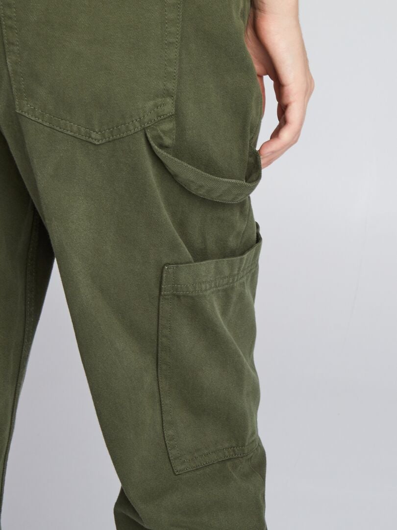 Salopette con tasche con patta KOMU VERDE - Kiabi