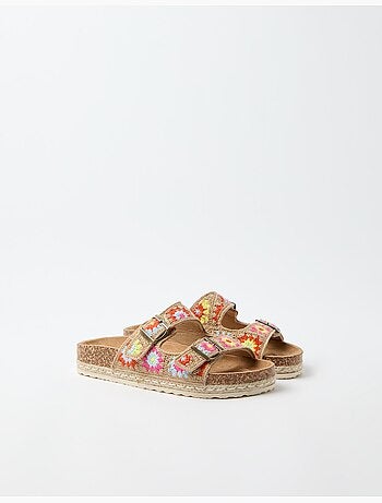 Sandali all'uncinetto, MO Fashion