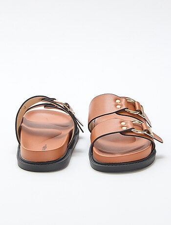 Sandali bassi a doppia fascia