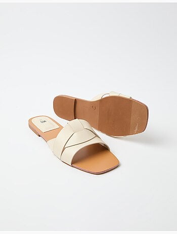Sandali bassi, MO Fashion