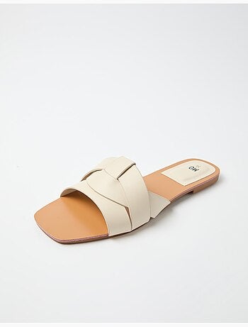 Sandali bassi, MO Fashion