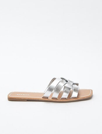 Sandali bassi multi-cinturino
