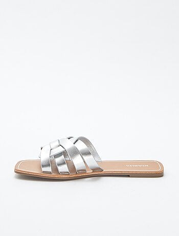 Sandali bassi multi-cinturino